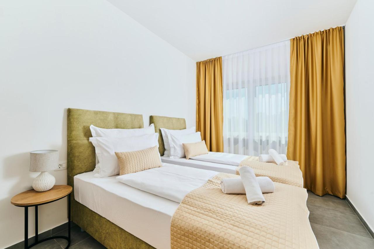 Apartments San Maris 2 أوماغ المظهر الخارجي الصورة