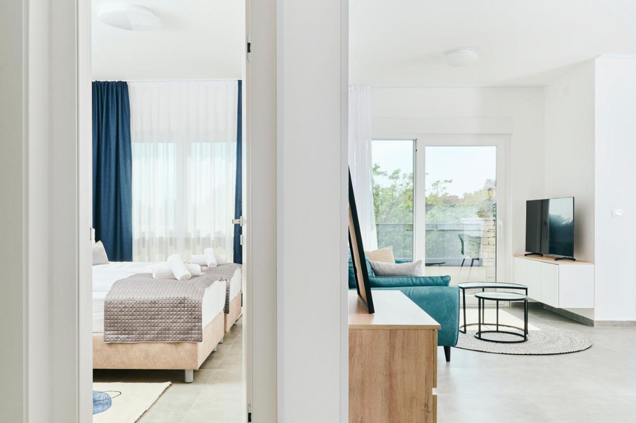 Apartments San Maris 2 أوماغ المظهر الخارجي الصورة